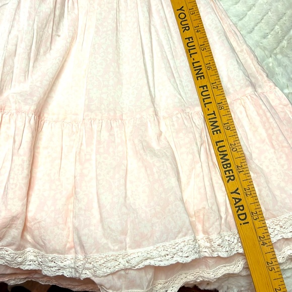 Squareneck Tiered Midi Dress. - Picture 10 of 11